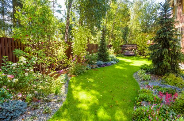 Monthly Garden Maintenance in Richardson