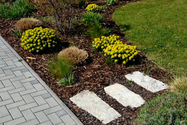 Garden Mulch Installation in Richardson